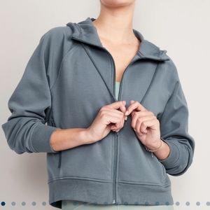 NWT Old Navy zip up sweatshirt size L